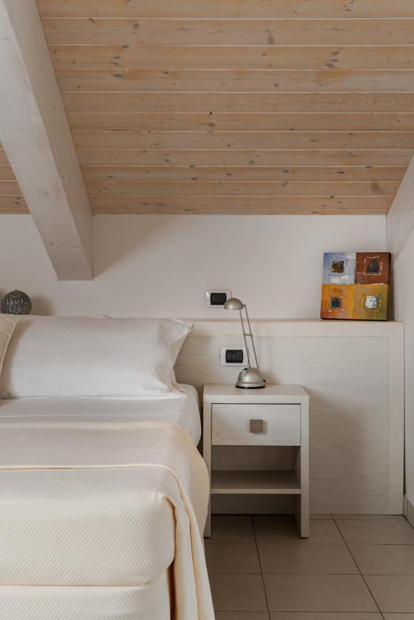 Hotel Embassy Riccione Zewnętrze zdjęcie