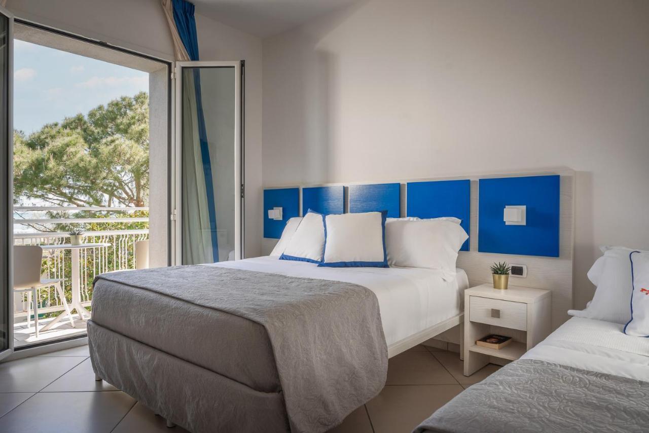 Hotel Embassy Riccione Zewnętrze zdjęcie