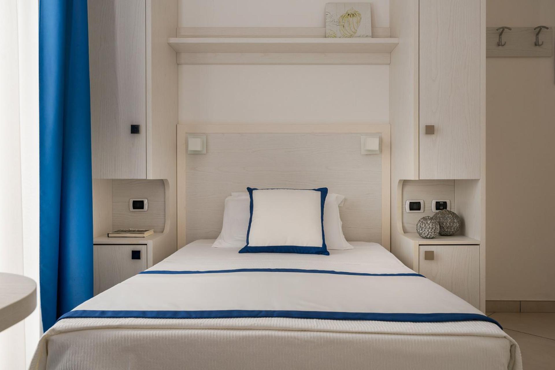 Hotel Embassy Riccione Zewnętrze zdjęcie