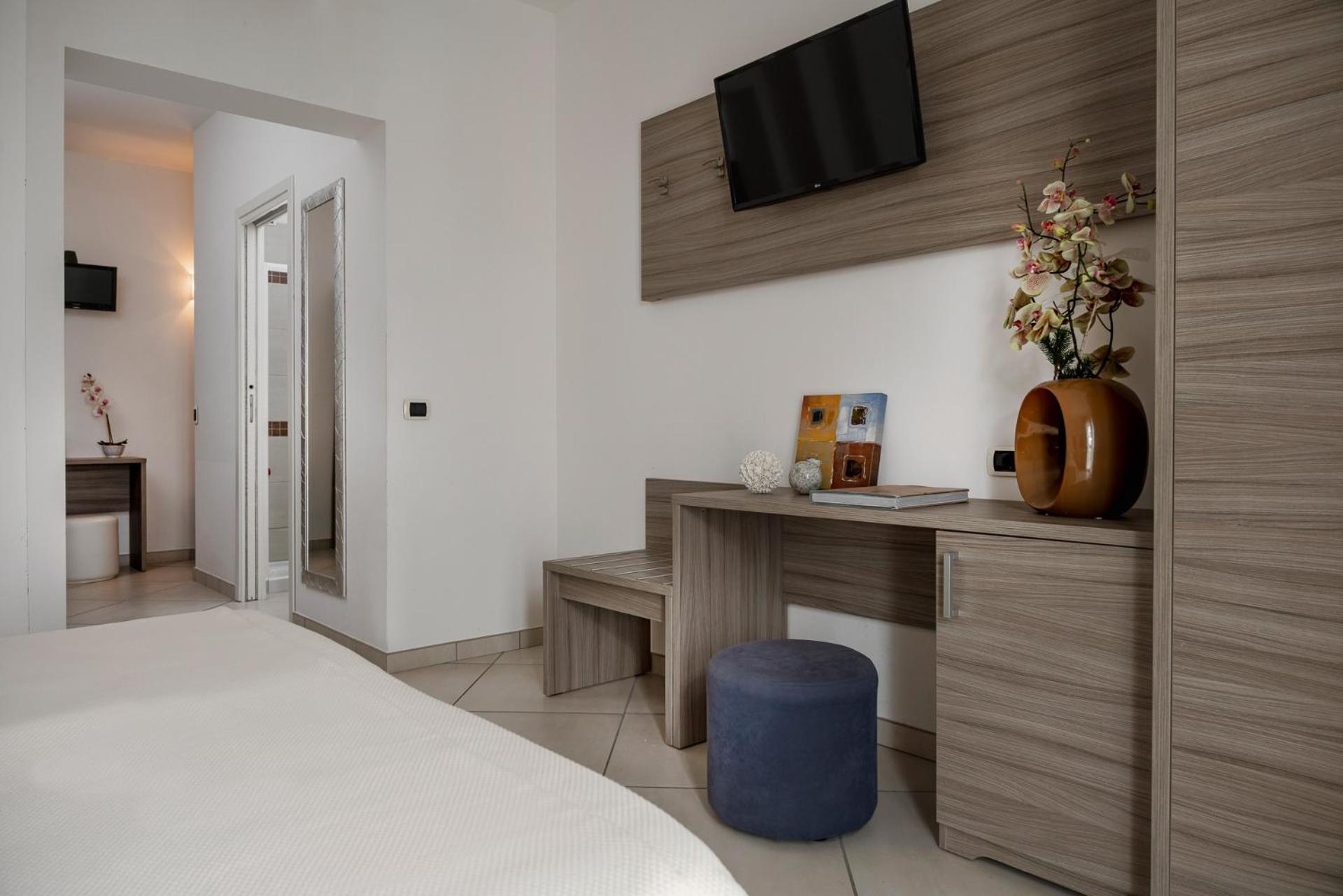 Hotel Embassy Riccione Zewnętrze zdjęcie