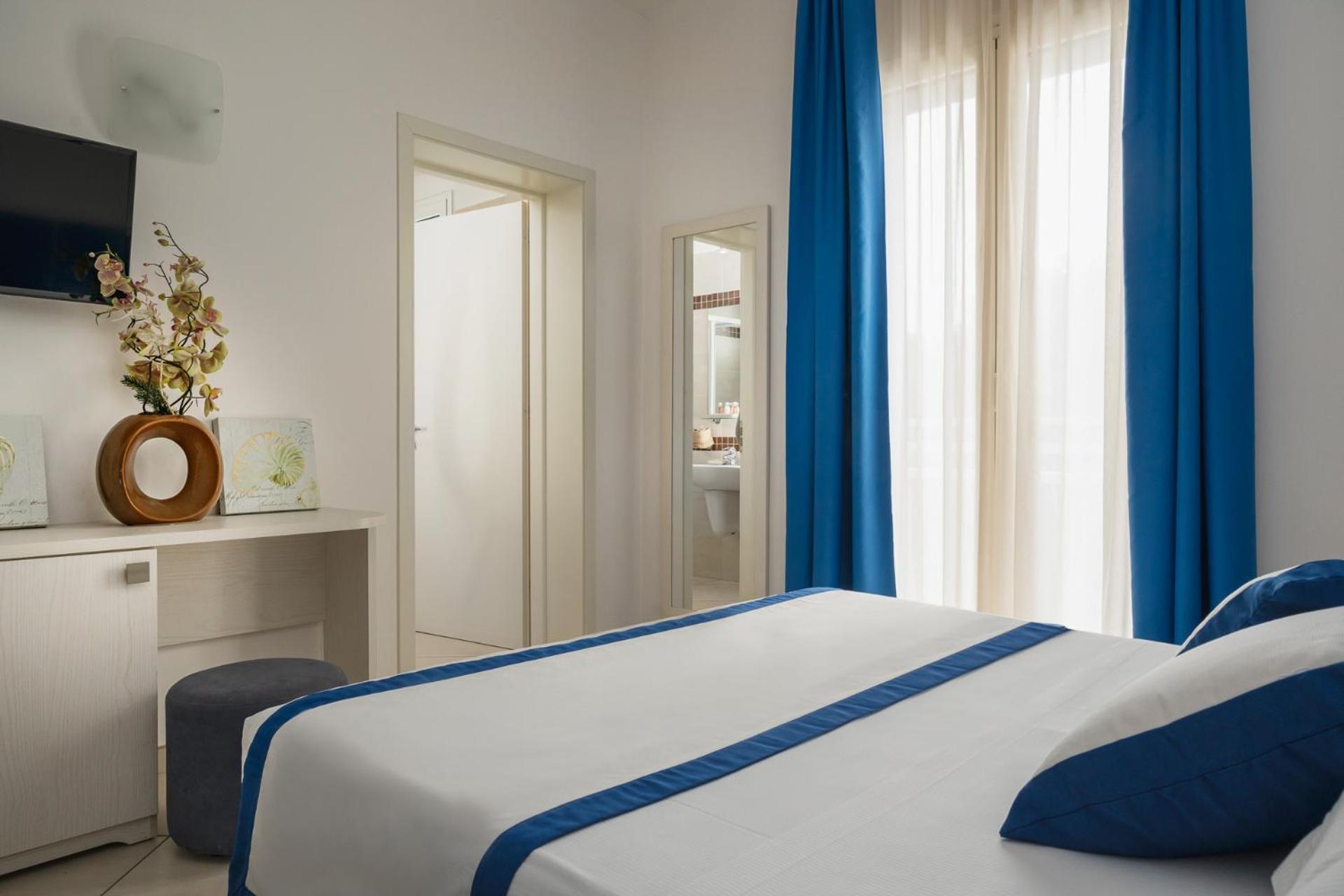 Hotel Embassy Riccione Zewnętrze zdjęcie